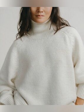OZMA Knit Sweater